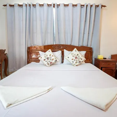 Siem Reap Riverside Hotel Exterior photo