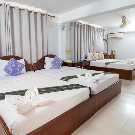 Siem Reap Riverside Hotel Exterior photo