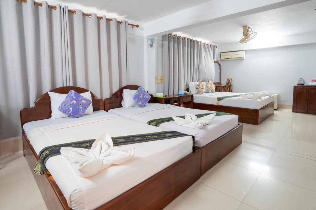 Riverside Siem Reap
